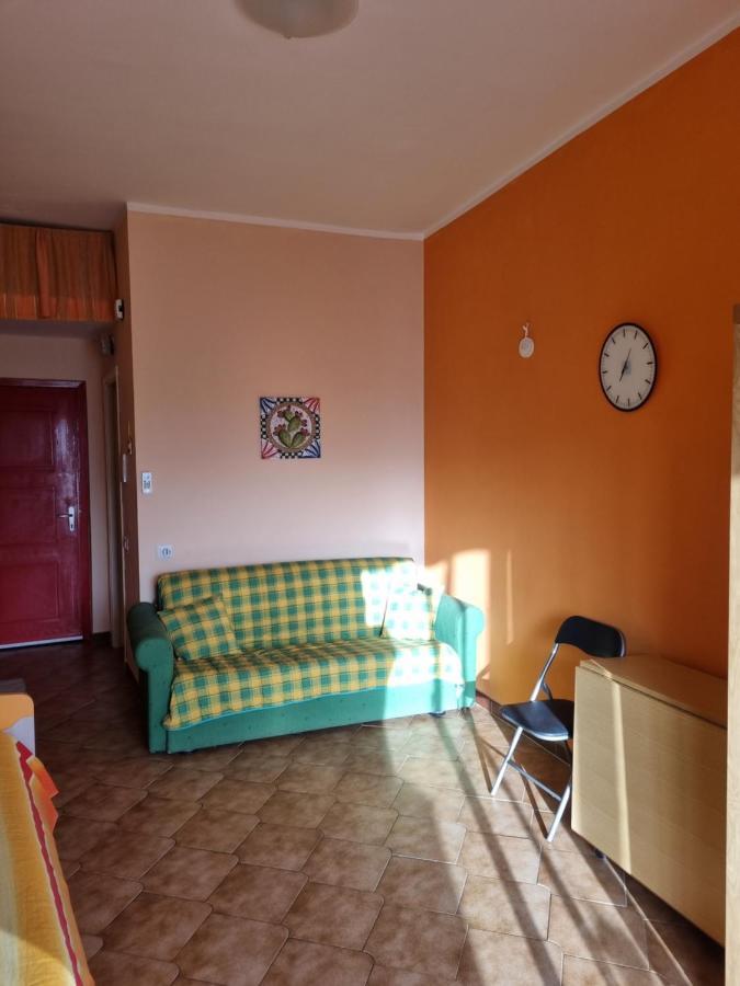 Appartamento Les Roches Noires Giardini Naxos Exterior foto